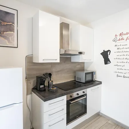La Bomboniera Apartment *